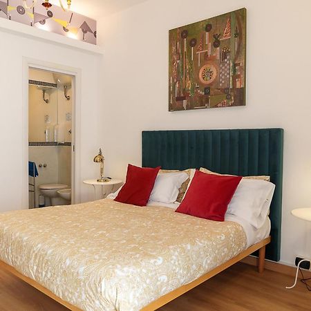 Via Prospero Petroni 9 - Bari Stazione - Hotel ภายนอก รูปภาพ