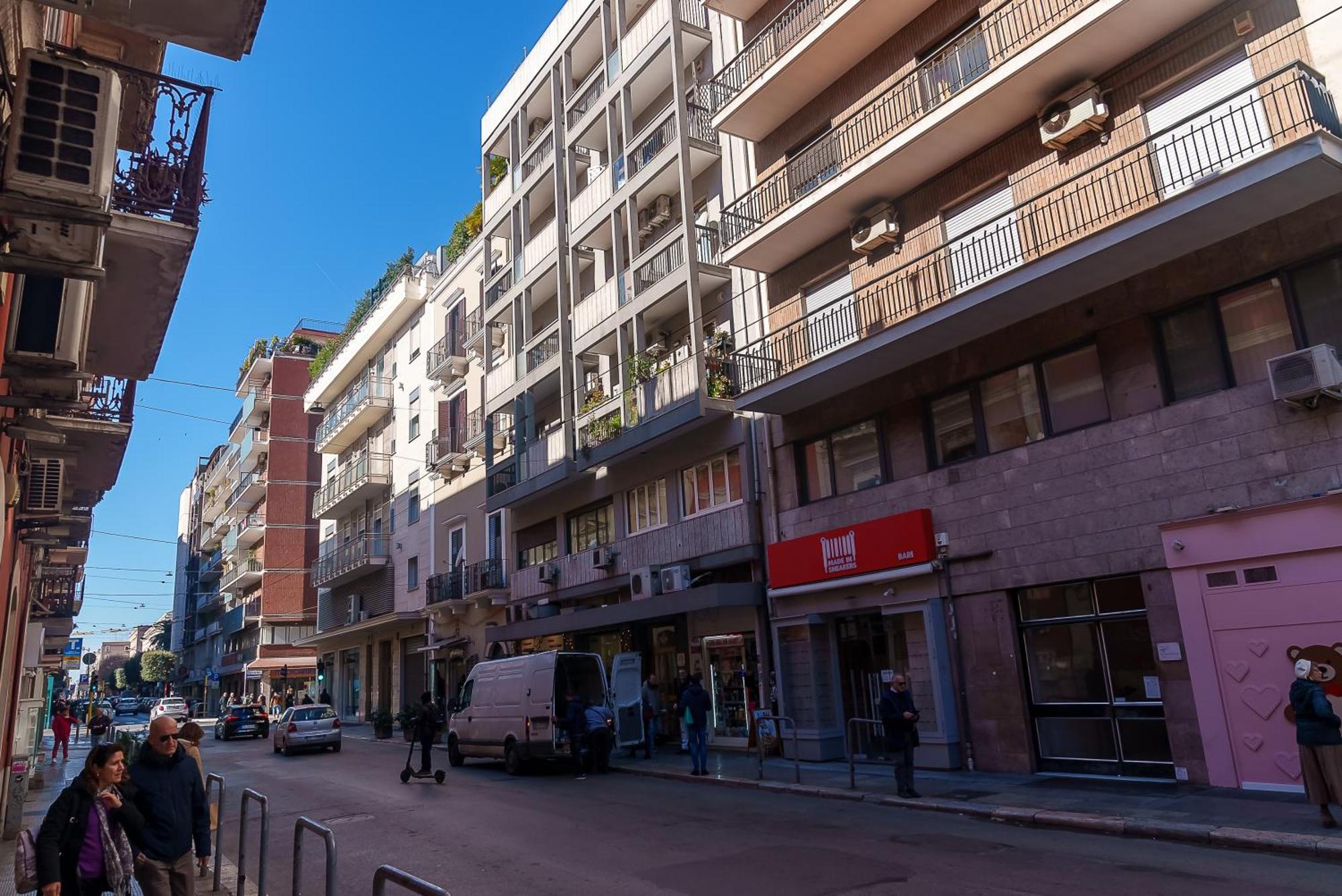 Via Prospero Petroni 9 - Bari Stazione - Hotel ภายนอก รูปภาพ