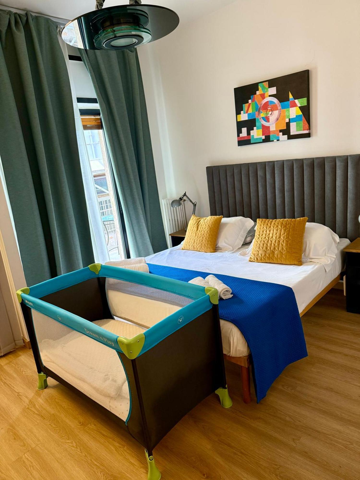Via Prospero Petroni 9 - Bari Stazione - Hotel ภายนอก รูปภาพ